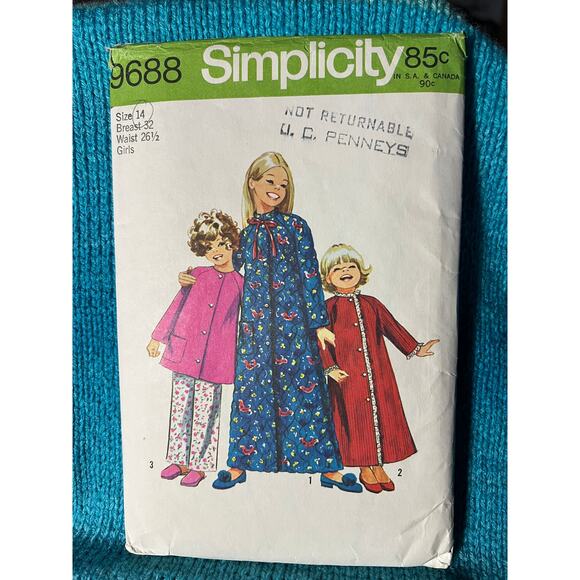 Simplicity 9688 pattern kids pajamas and robe size 14 - Picture 1 of 5